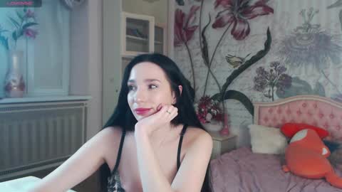 Snapshot of aliciabow chatting on 03.07.25 Veronica online show from 03.07.25