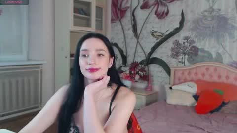Snapshot of aliciabow chatting on 03.12.25 Veronica online show from 03.12.25