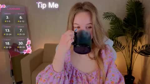 Snapshot of aliciabrookss chatting on 01.09.26 Nika online show from 01.09.26