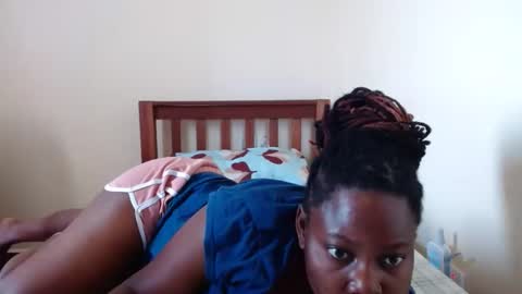 Snapshot of alicialust1 chatting on 01.17.25 alicialust1 online show from 01.17.25