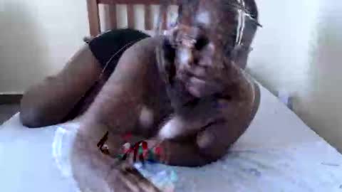 Snapshot of alicialust1 chatting on 02.21.25 alicialust1 online show from 02.21.25