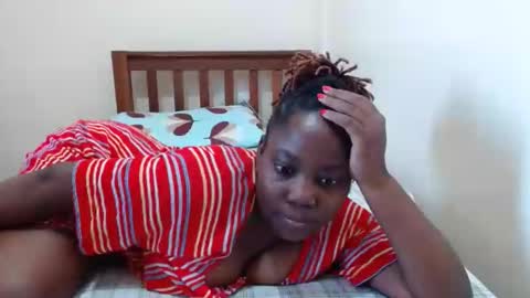 Snapshot of alicialust1 chatting on 03.05.25 alicialust1 online show from 03.05.25