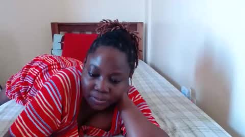 Snapshot of alicialust1 chatting on 03.05.25 alicialust1 online show from 03.05.25