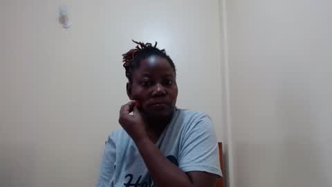 Snapshot of alicialust1 chatting on 03.10.25 alicialust1 online show from 03.10.25