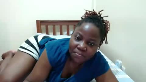 Snapshot of alicialust1 chatting on 03.12.25 alicialust1 online show from 03.12.25