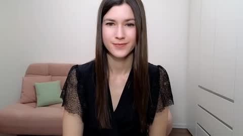 Snapshot of alicianoveli chatting on 02.11.25 alicianoveli online show from 02.11.25