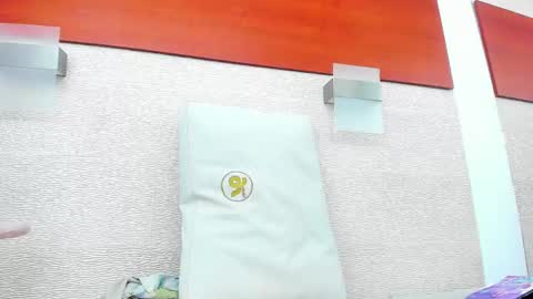 im tutti online show from 02.28.25