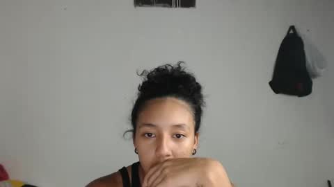 Snapshot of alicie_sexy_hot_20 chatting on 03.09.25 ana online show from 03.09.25