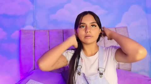 Snapshot of aliclark chatting on 02.20.26 Aliclark online show from 02.20.26