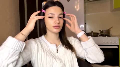 Snapshot of alidagenthner chatting on 02.15.26 Niki online show from 02.15.26