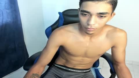 Snapshot of alienbigcock_01 chatting on 07.23.26 My name is Andrs and Im 18 years old. online show from 07.23.26