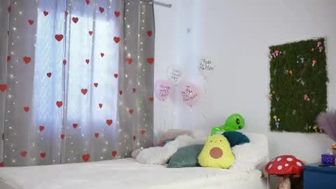 Alieness Ivy online show from 02.23.26