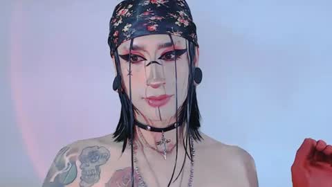 Snapshot of alienexxx chatting on 06.12.26 online show from 06.12.26