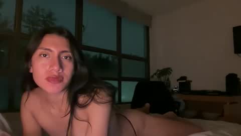 Snapshot of aliensuppstar chatting on 01.15.26 Aliensuppstar online show from 01.15.26