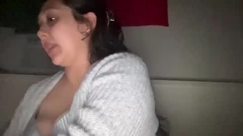 alihandra_ale online show from 10.14.25