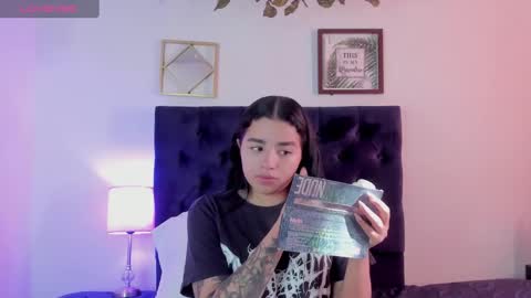 aliice_walker_ online show from 02.18.25