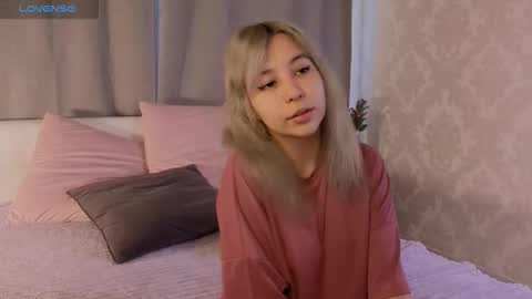 Im Alika online show from 09.23.25