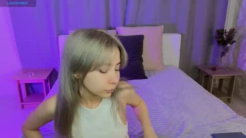 Im Alika online show from 10.13.25