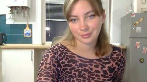 Snapshot of alina_007_007 chatting on 07.30.26 alina_007_007 online show from 07.30.26