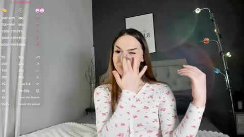 Snapshot of alina_39 chatting on 11.08.25 alina_39 online show from 11.08.25