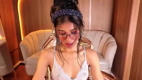 alina_b_ online show from 03.05.26