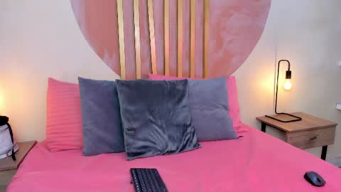 Snapshot of alina_valmont chatting on 06.24.26 A L I N A online show from 06.24.26