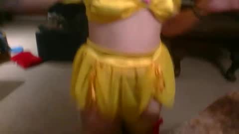 Snapshot of alinaandluke chatting on 10.31.25 Alina and luke online show from 10.31.25