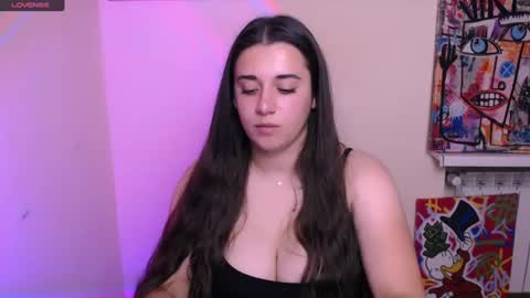 Snapshot of alinaasti_ chatting on 06.18.26 Alina online show from 06.18.26