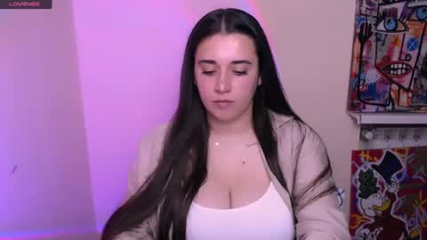 Snapshot of alinaasti_ chatting on 06.19.26 Alina online show from 06.19.26