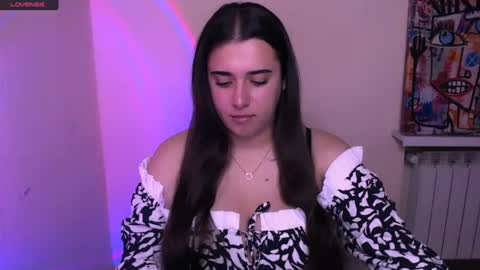 Snapshot of alinaasti_ chatting on 07.25.26 Alina online show from 07.25.26