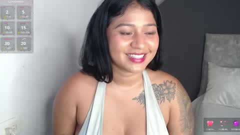 Snapshot of alinakiss_ chatting on 05.10.26 lili online show from 05.10.26