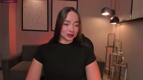 Snapshot of alinakravitz_ chatting on 12.05.25 alinakravitz_ online show from 12.05.25
