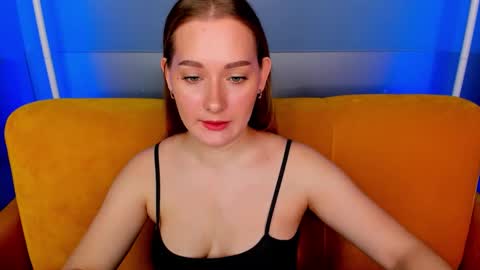 Snapshot of alinawise chatting on 02.10.26 alinawise online show from 02.10.26