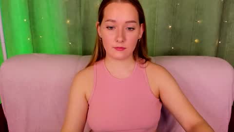 Snapshot of alinawise chatting on 02.17.26 alinawise online show from 02.17.26