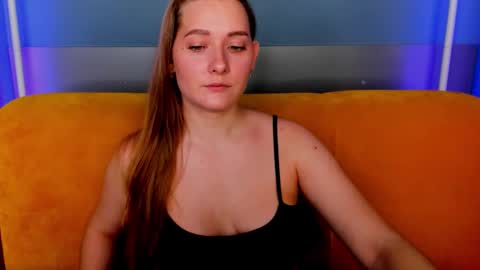 Snapshot of alinawise chatting on 02.25.26 alinawise online show from 02.25.26