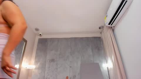 Alinna  online show from 03.08.25