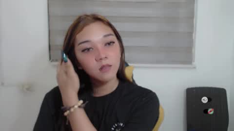 Shanti xhey online show from 01.30.25