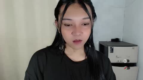 Shanti xhey online show from 12.17.25