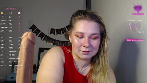 alisa_u online show from 10.30.25