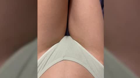 Snapshot of alisaafinikova chatting on 03.01.26 alisaafinikova online show from 03.01.26