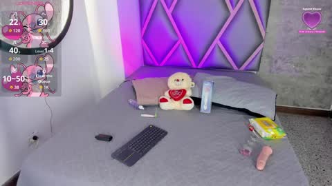 Snapshot of alise_mason chatting on 04.24.26 alise_mason online show from 04.24.26