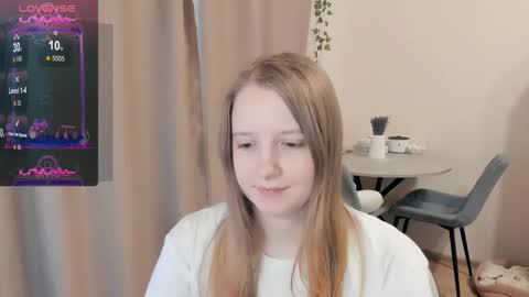 Alya online show from 10.15.25