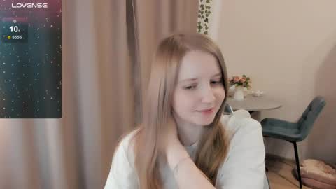 Snapshot of alisha_ley chatting on 04.20.26 Alya online show from 04.20.26