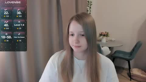 Snapshot of alisha_ley chatting on 04.23.26 Alya online show from 04.23.26
