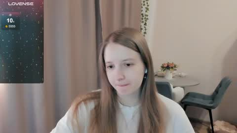 Snapshot of alisha_ley chatting on 05.12.26 Alya online show from 05.12.26
