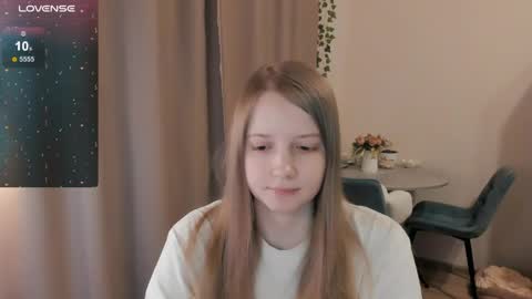 Snapshot of alisha_ley chatting on 05.19.26 Alya online show from 05.19.26