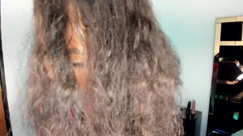 Alisha online show from 02.05.25