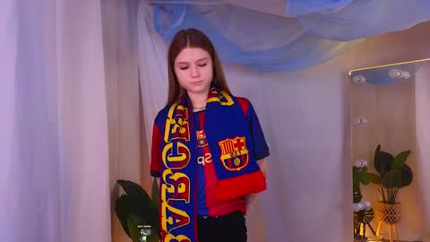 Alisia online show from 12.15.24