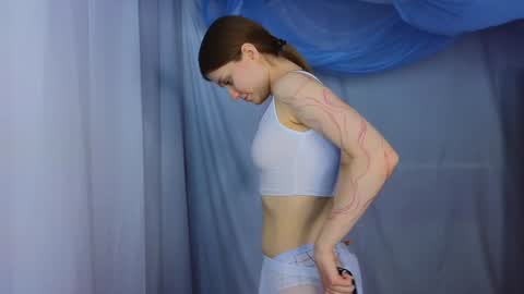 Alisia online show from 01.10.25