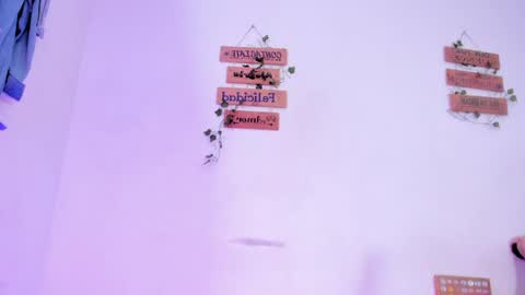 Alisia online show from 04.06.26